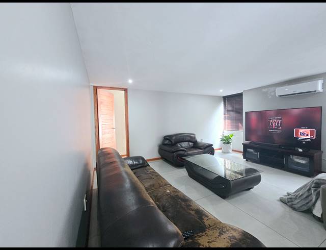 5 BEDROOM HOUSE TO LET IN HILLTOP PRIVATE ESTATE